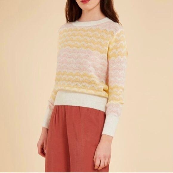 NWT FRNCH PARIS‎ LINETTE LIGHT SWEATER SZ  M - Picture 1 of 6